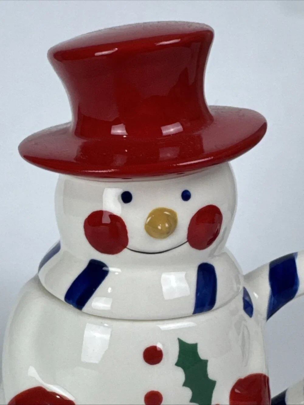 Temptations Snowman Red Hat Ceramic 12oz Mug holiday Christmas decor cup